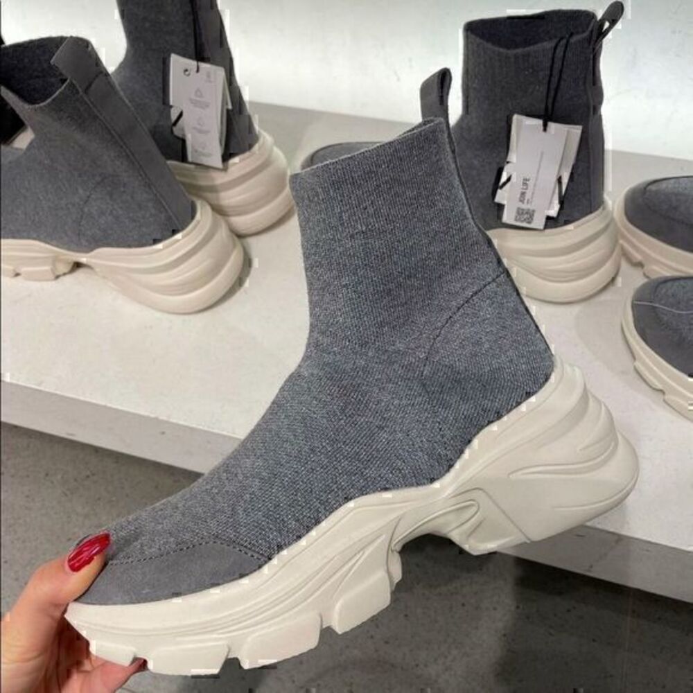 ZARA stretch knit sock sneaker